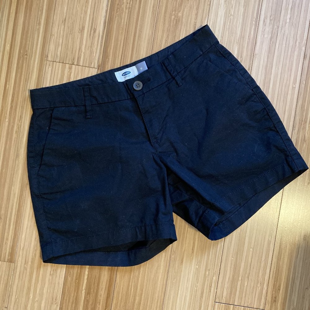 Black short
